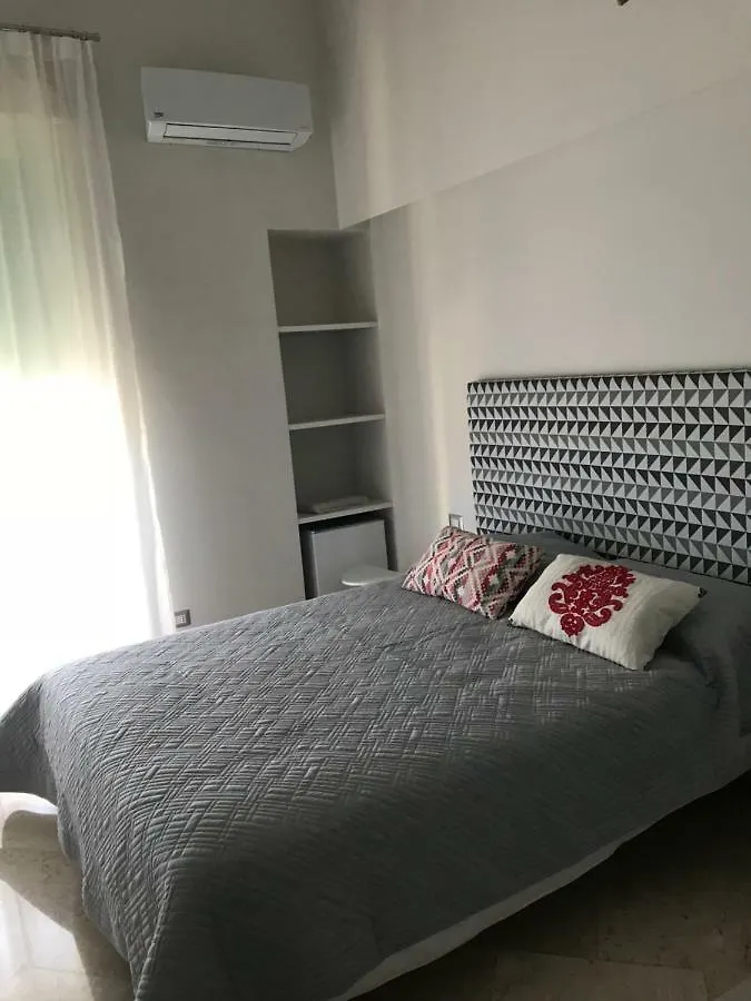 Bed & Breakfast B&B Questa casa non e'un albergo Palermo