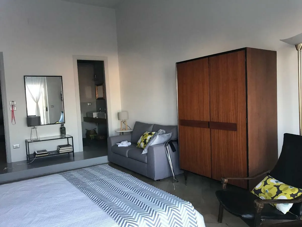 Bed & Breakfast B&B Questa Casa Non E'Un Albergo Palermo