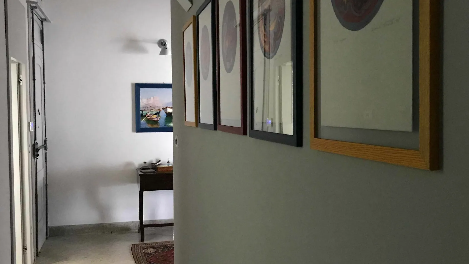 *** Bed & Breakfast B&B Questa casa non e'un albergo Palermo Italia