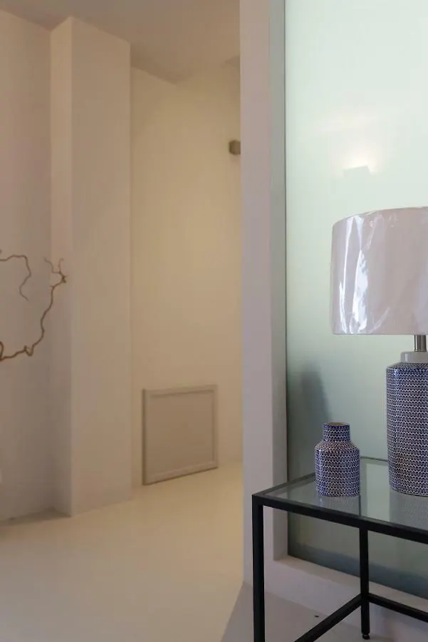 B&B Questa Casa Non E'Un Albergo Palermo 3*,  Italy